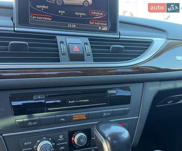 Седан Audi A6 2015 в Киеве