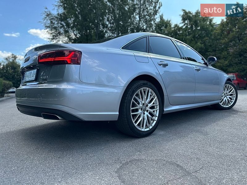 Седан Audi A6 2015 в Запорожье