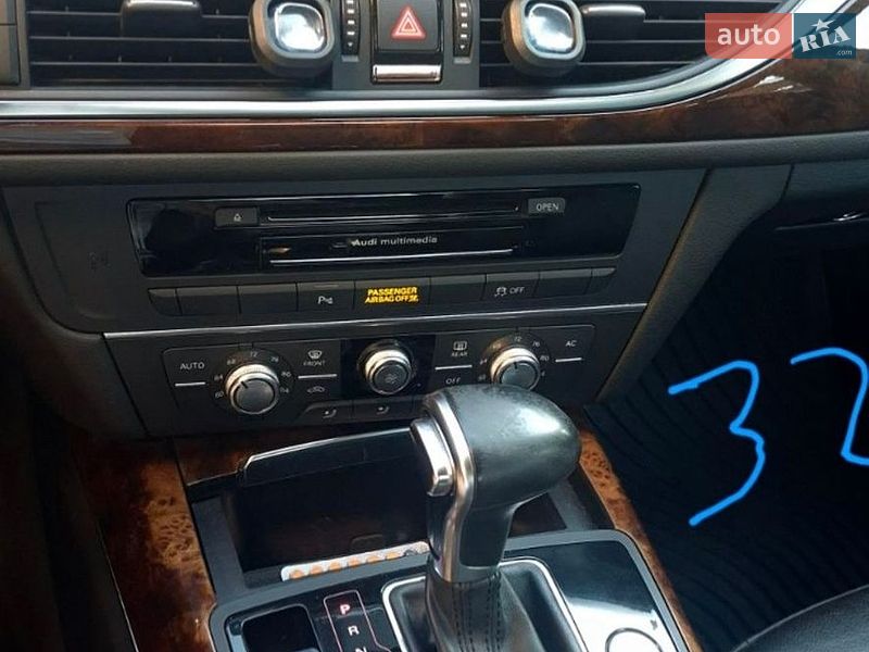 Седан Audi A6 2012 в Мукачево