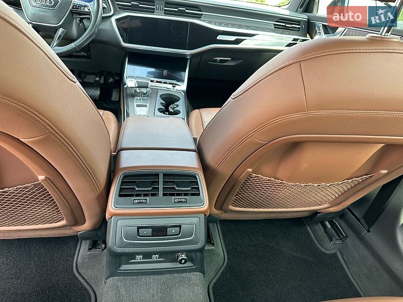 Седан Audi A6 2019 в Киеве