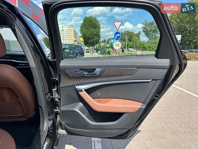 Седан Audi A6 2019 в Киеве