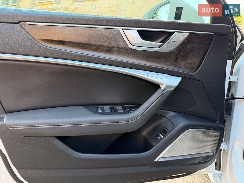 Седан Audi A6 2020 в Первомайську