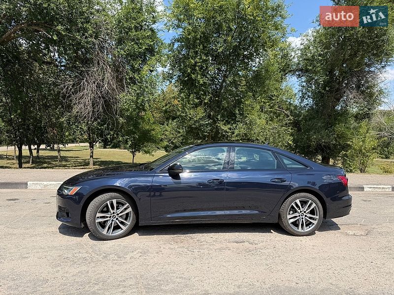 Седан Audi A6 2021 в Дніпрі