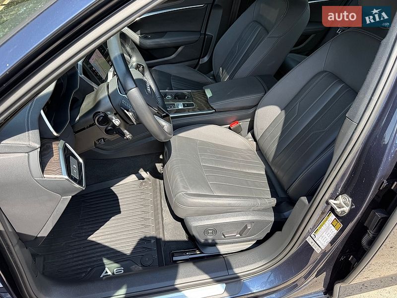Седан Audi A6 2021 в Дніпрі