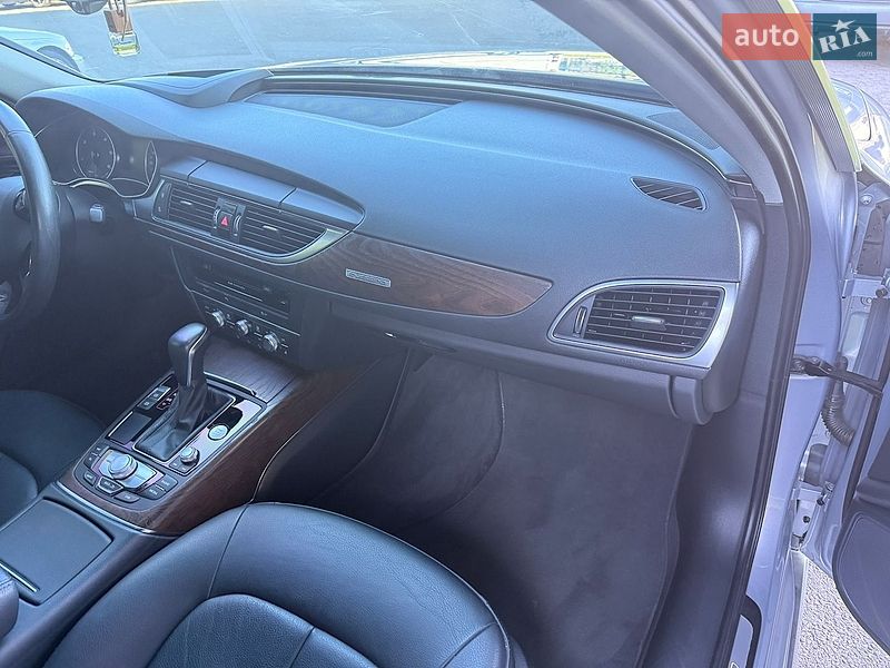 Седан Audi A6 2016 в Киеве