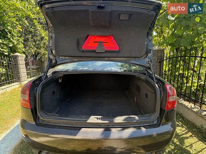 Седан Audi A6 2003 в Жовкві