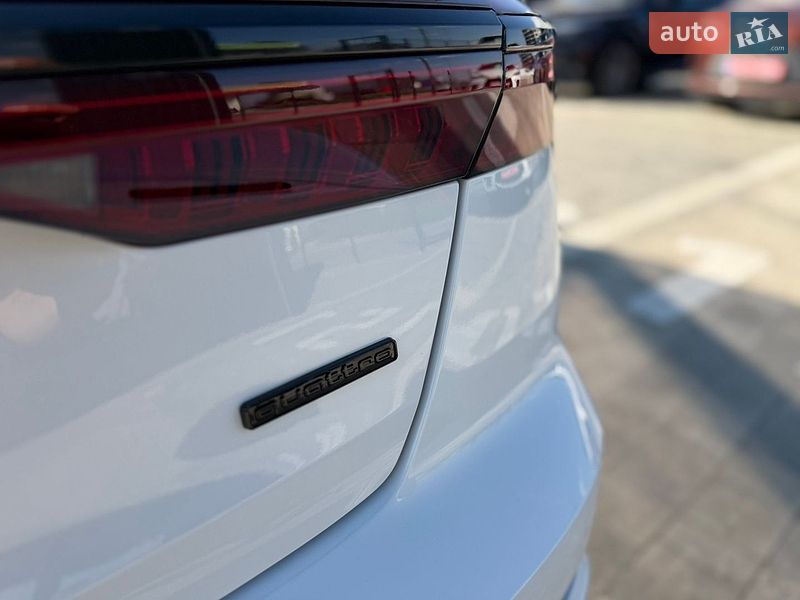 Седан Audi A6 2019 в Львові