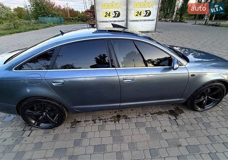 Седан Audi A6 2004 в Синельниково