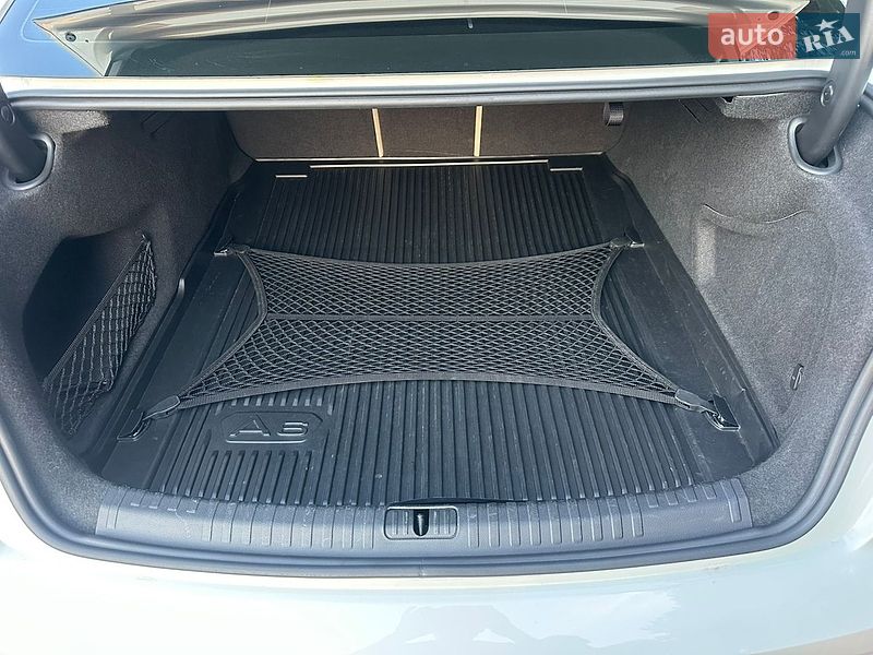 Седан Audi A6 2019 в Яворове