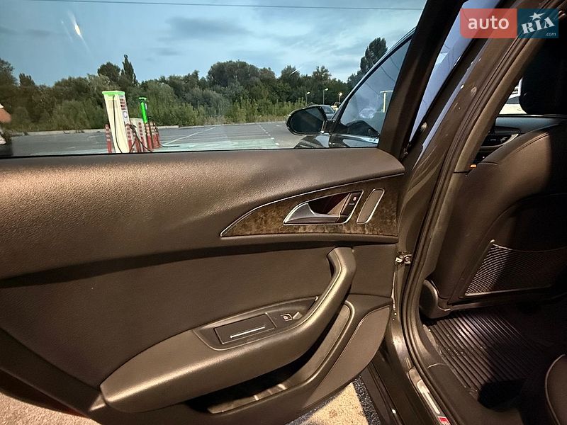 Седан Audi A6 2016 в Киеве