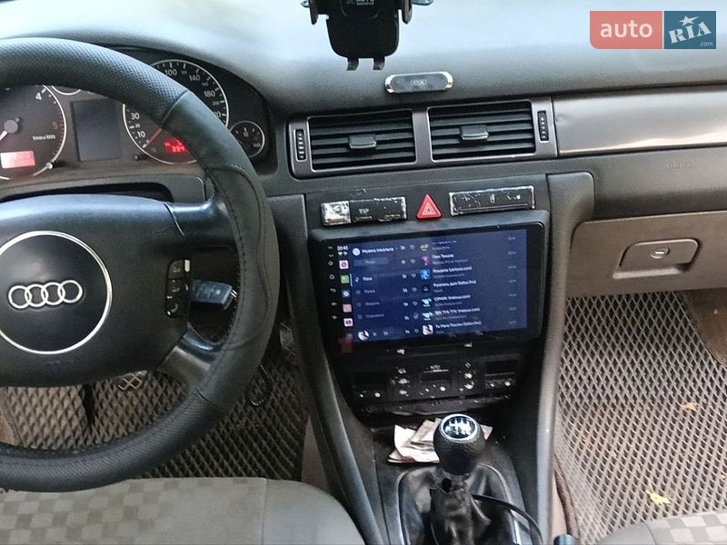 Универсал Audi A6 2001 в Глухове