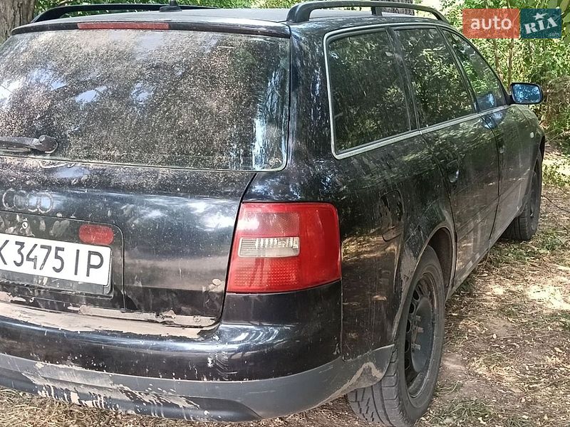 Универсал Audi A6 2001 в Глухове
