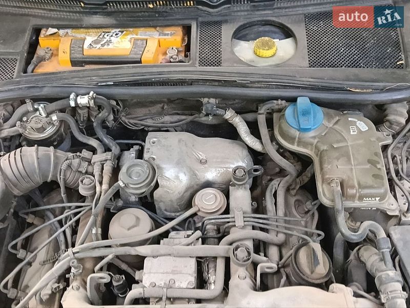 Универсал Audi A6 2001 в Глухове