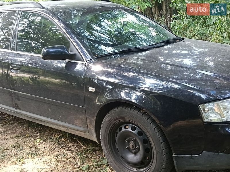 Универсал Audi A6 2001 в Глухове