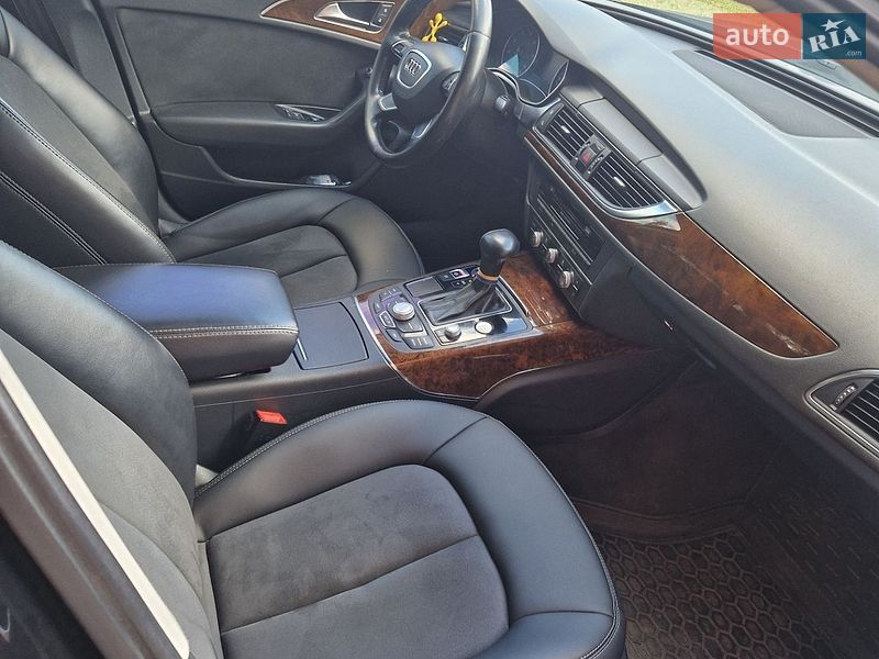 Седан Audi A6 2012 в Сарнах