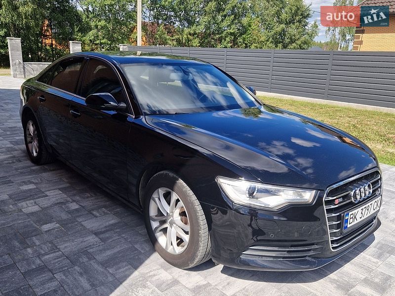 Седан Audi A6 2012 в Сарнах