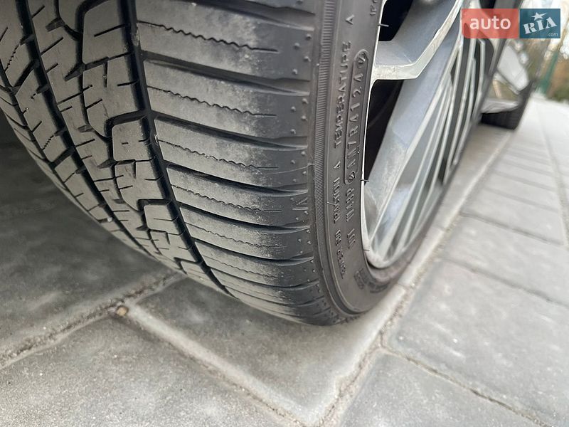 Седан Audi A6 2016 в Рівному