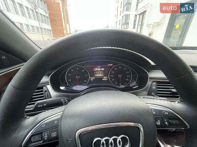 Седан Audi A6 2013 в Рівному