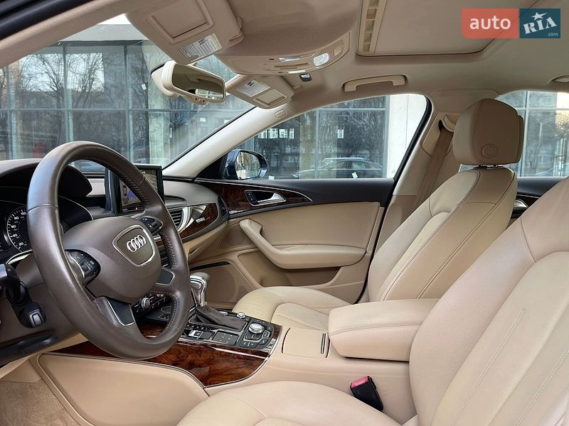 Седан Audi A6 2013 в Ровно