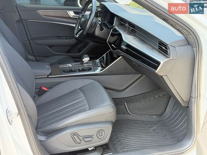 Седан Audi A6 2019 в Киеве