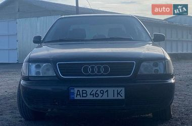 Седан Audi A6 1995 в Калиновке