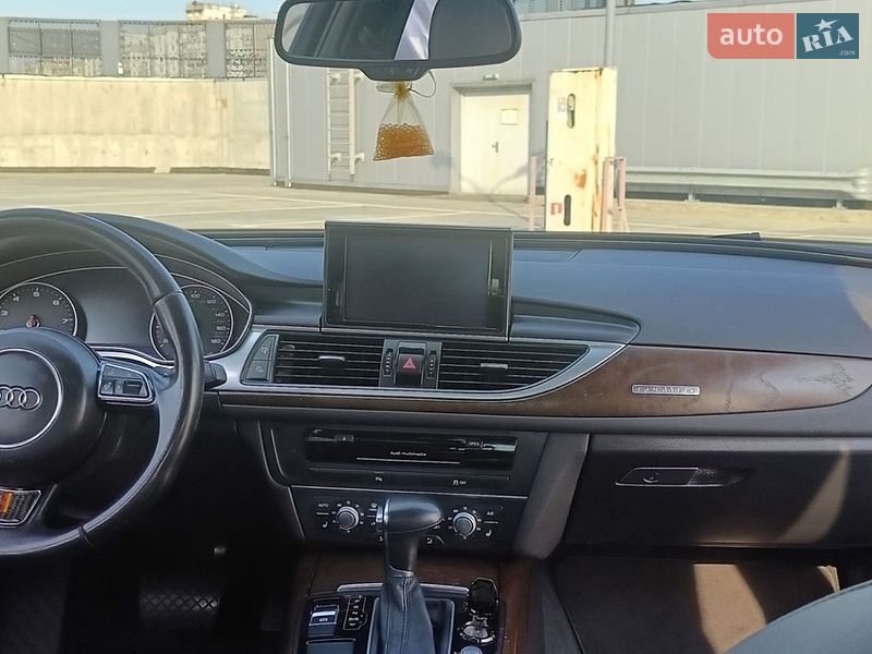 Седан Audi A6 2014 в Киеве