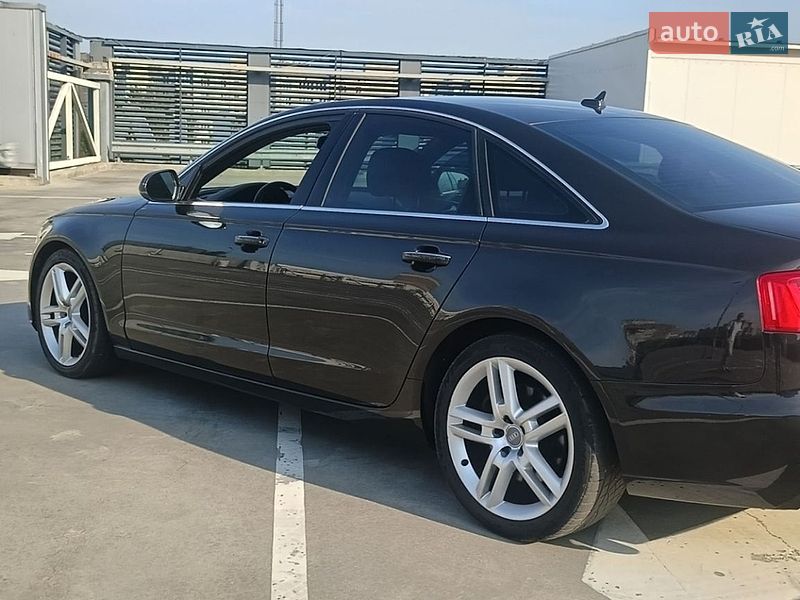 Седан Audi A6 2014 в Киеве