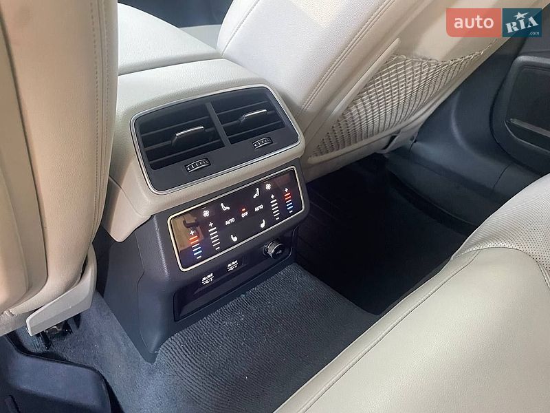 Седан Audi A6 2019 в Киеве