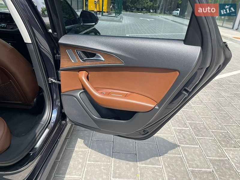Седан Audi A6 2015 в Ровно