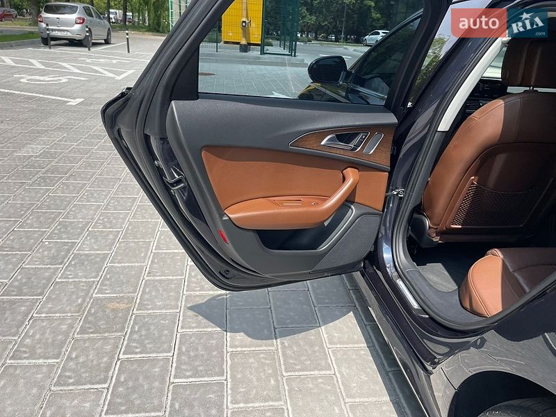 Седан Audi A6 2015 в Ровно