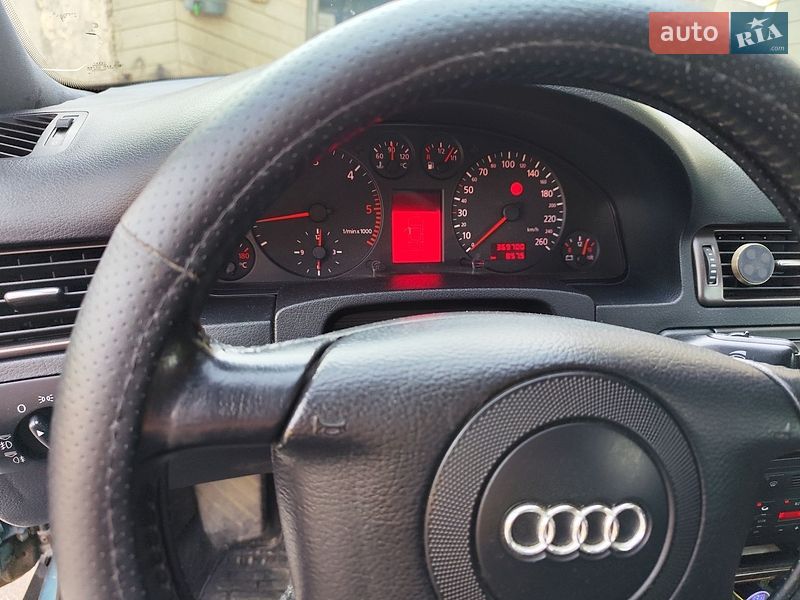 Седан Audi A6 1998 в Запоріжжі