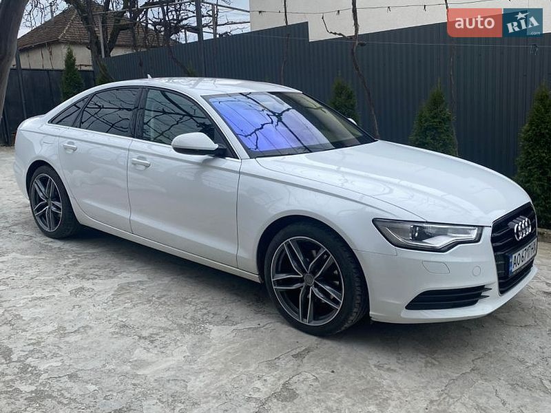 Седан Audi A6 2012 в Ужгороді