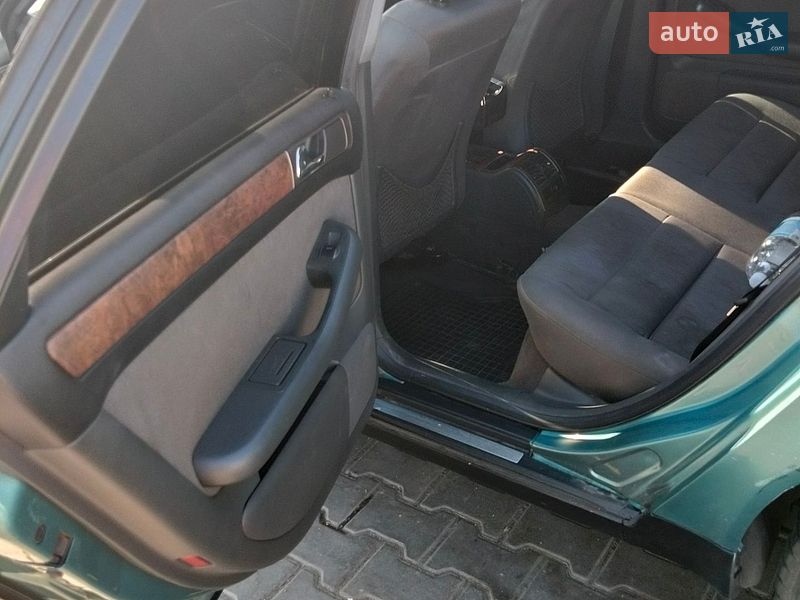 Седан Audi A6 1998 в Одессе