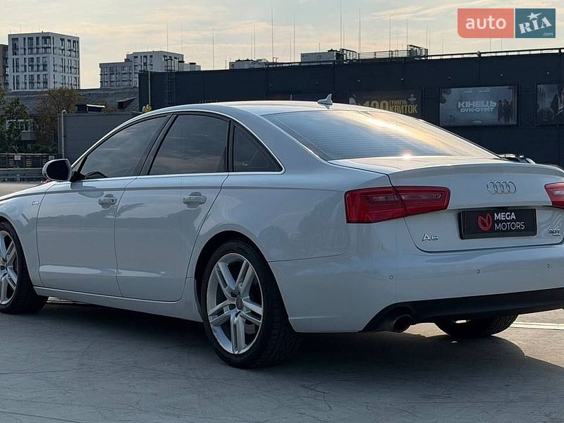 Седан Audi A6 2014 в Киеве