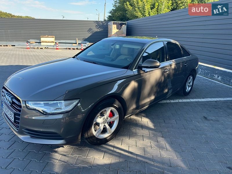Седан Audi A6 2012 в Каменец-Подольском