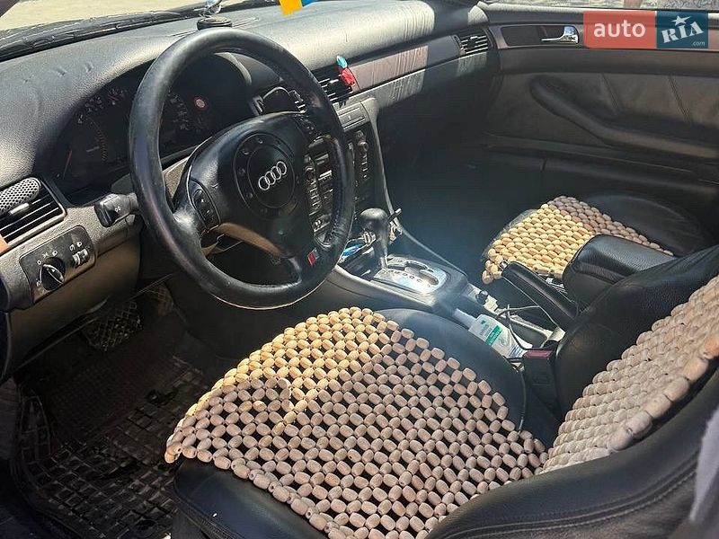 Универсал Audi A6 2000 в Ратным