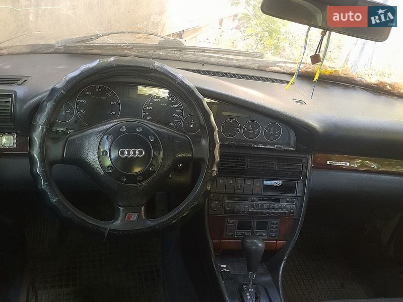 Седан Audi A6 1997 в Херсоне