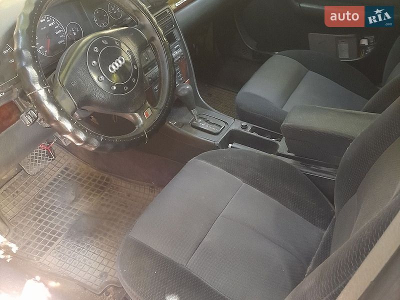 Седан Audi A6 1997 в Херсоне