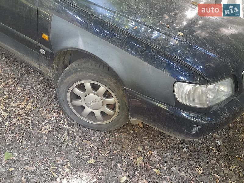 Седан Audi A6 1997 в Херсоне