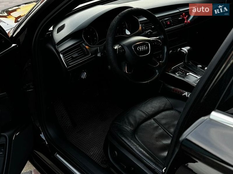 Седан Audi A6 2012 в Гайсину