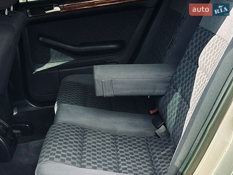 Універсал Audi A6 2002 в Миколаєві