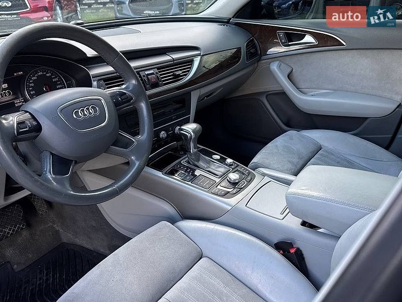 Седан Audi A6 2012 в Киеве