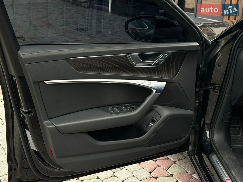 Седан Audi A6 2020 в Львові