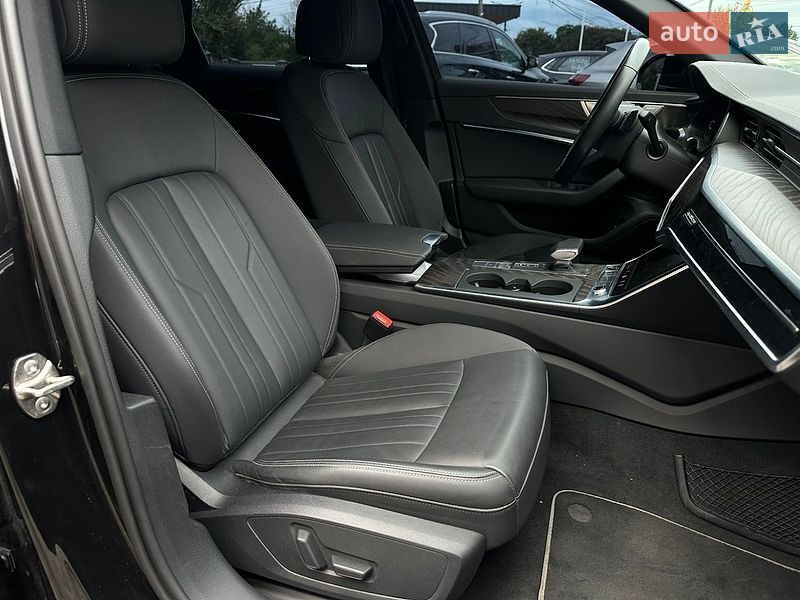 Седан Audi A6 2020 в Львові