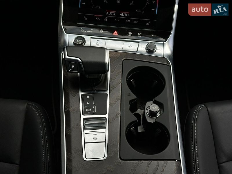 Седан Audi A6 2020 в Львові