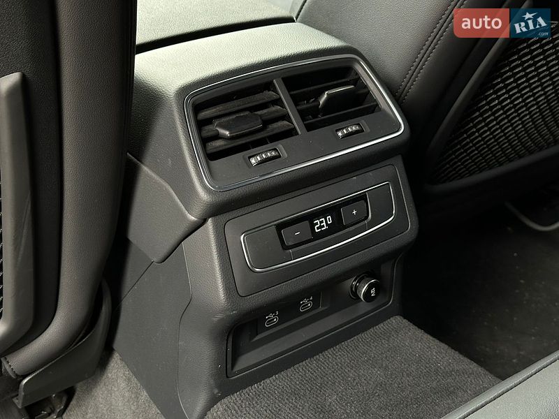 Седан Audi A6 2020 в Львові