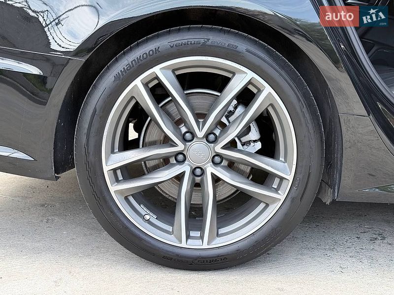 Седан Audi A6 2015 в Тальном