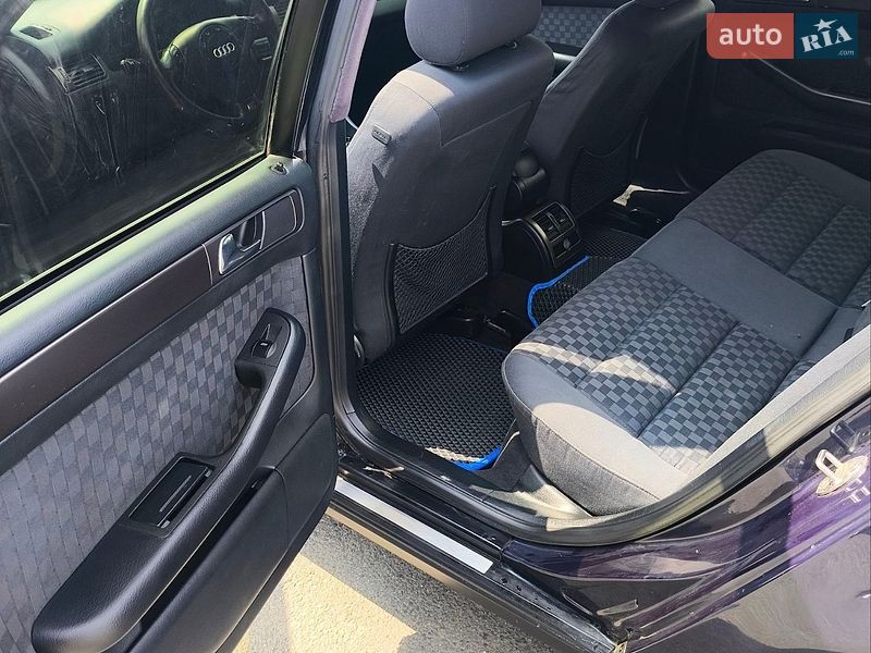 Универсал Audi A6 1999 в Любаре