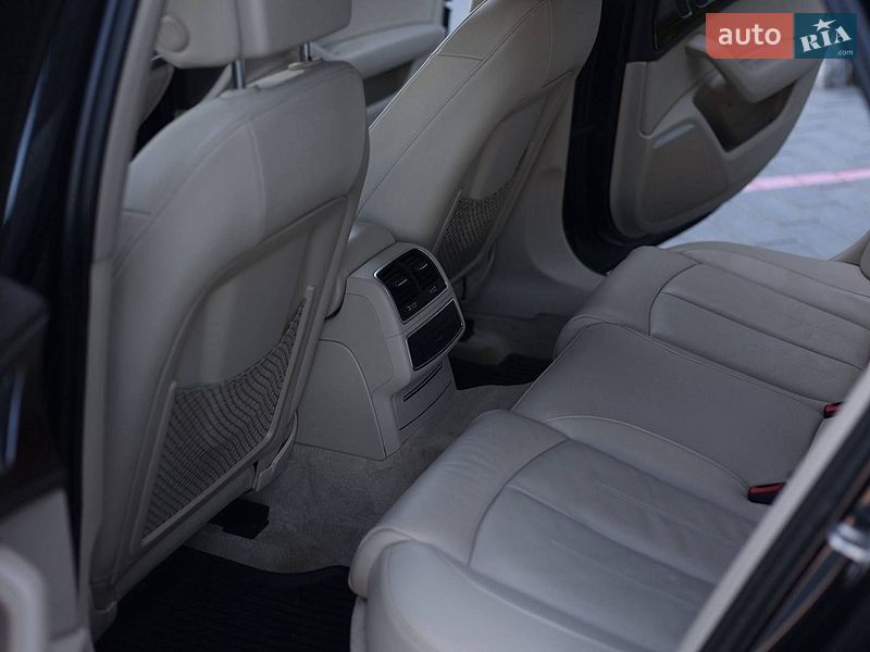 Седан Audi A6 2015 в Первомайске