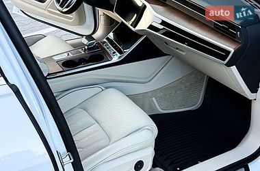 Седан Audi A6 2022 в Білій Церкві